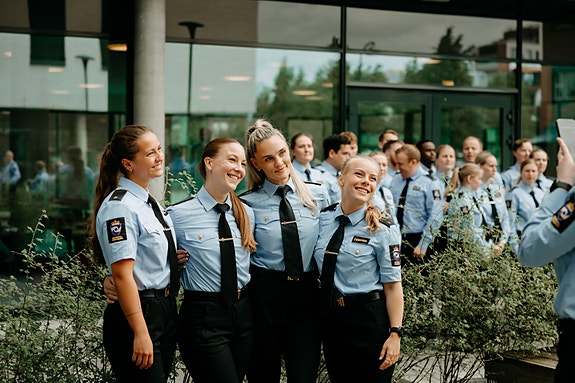 Kriminalomsorgens høgskole og utdanningssenter KRUS logo
