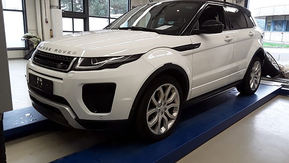 Land Rover Range Rover Evoque 3 of 30