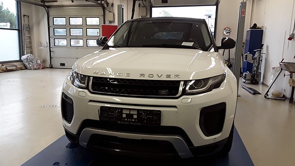 Land Rover Range Rover Evoque 29 of 30