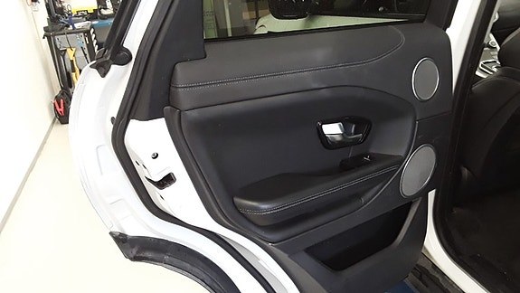 Land Rover Range Rover Evoque 19 of 30