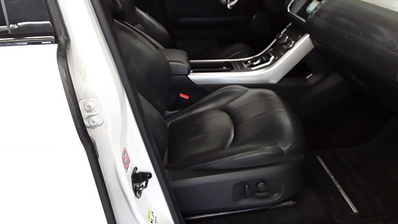 Land Rover Range Rover Evoque 18 of 30