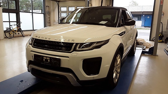 Land Rover Range Rover Evoque 2 of 30