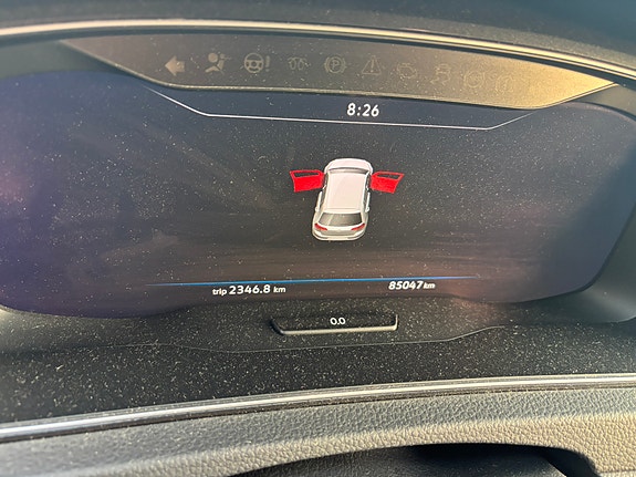 Volkswagen e-Golf VII 8 of 11