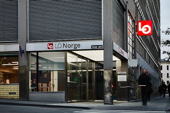 Inngangen til våre lokaler