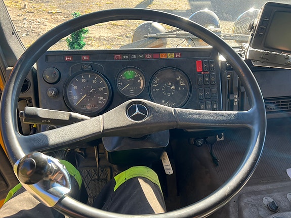 Mercedes-Benz AK1625 RESERVERT!! 2 of 18