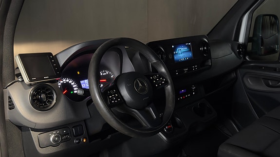 Mercedes-Benz Sprinter-Klasse 13 of 21