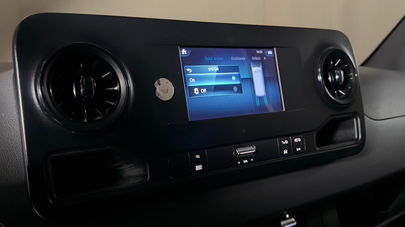 Mercedes-Benz Sprinter-Klasse 16 of 21