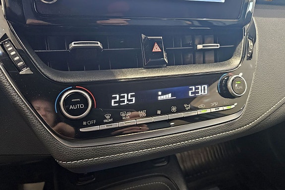 Toyota Corolla 19 of 27