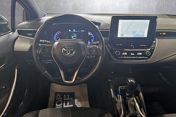 Toyota Corolla 15 of 27