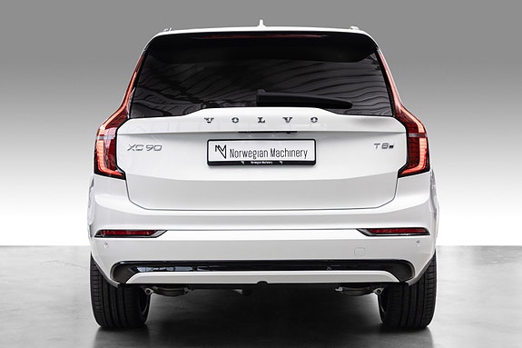 Volvo XC90 6 of 23