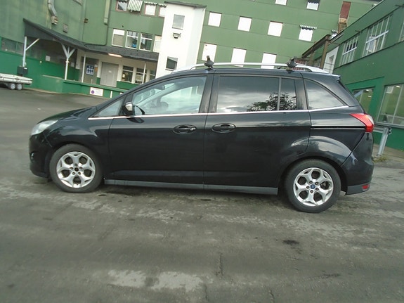 Ford Grand C-MAX 9 of 18