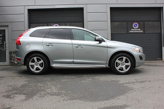 Volvo XC60 4 of 29