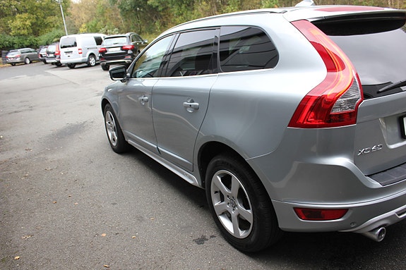 Volvo XC60 12 of 29
