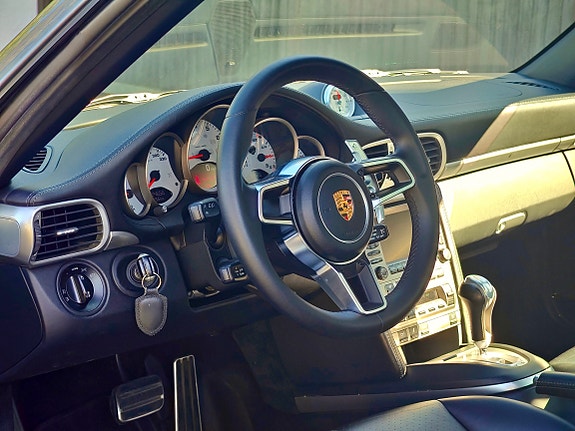 Porsche 911 8 of 14