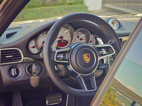 Porsche 911 14 of 14
