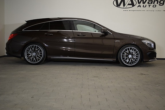 Mercedes-Benz CLA45 6 of 30