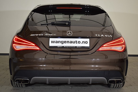 Mercedes-Benz CLA45 5 of 30