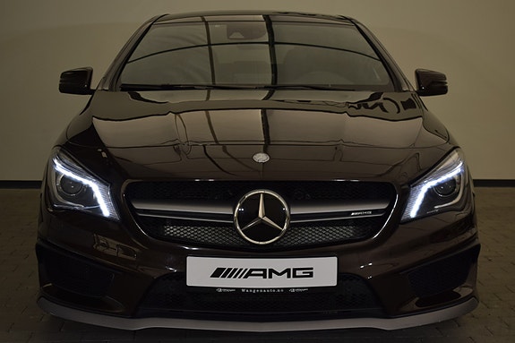 Mercedes-Benz CLA45 2 of 30
