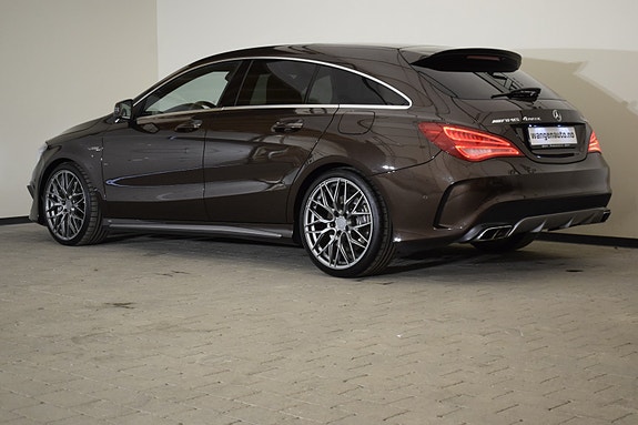 Mercedes-Benz CLA45 4 of 30