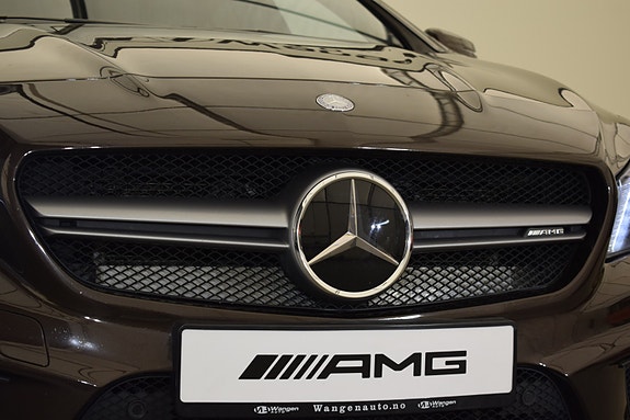 Mercedes-Benz CLA45 8 of 30