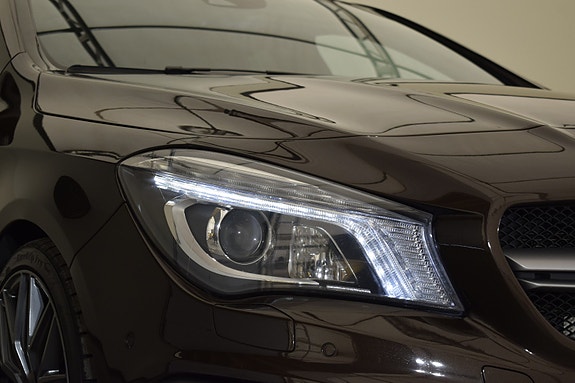 Mercedes-Benz CLA45 9 of 30