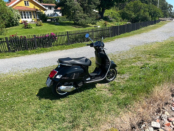 Vespa Gts 125 super sport 4 of 5