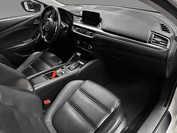 Mazda 6 8 of 17