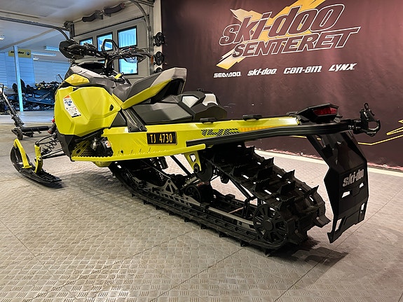 Ski-doo Backcountry X-RS 850 E-TEC Turbo R 3 of 5