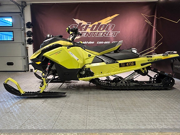 Ski-doo Backcountry X-RS 850 E-TEC Turbo R 2 of 5