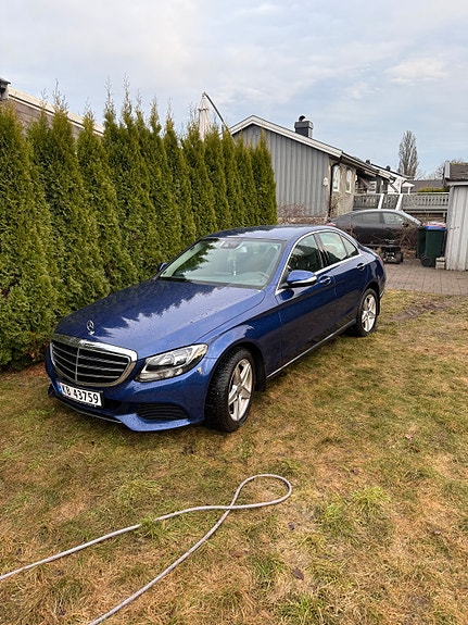 Mercedes-Benz C220 7 of 29