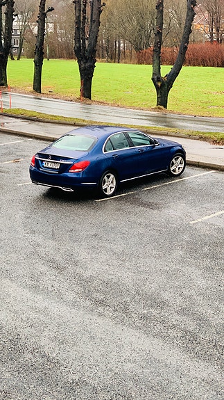 Mercedes-Benz C220 15 of 29
