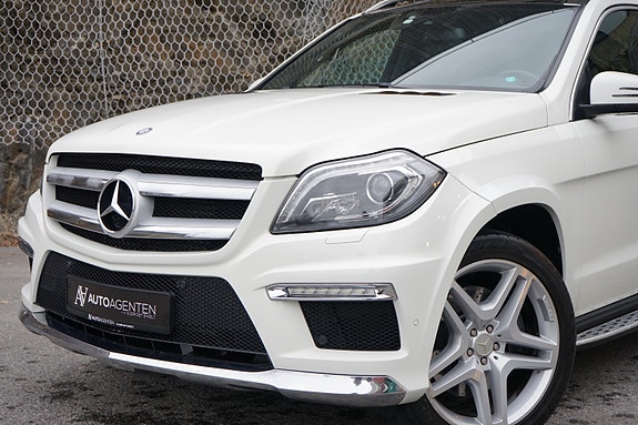 Mercedes-Benz GL-Klasse 2 of 5