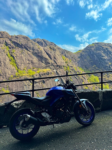 Yamaha MT-03 5 of 6