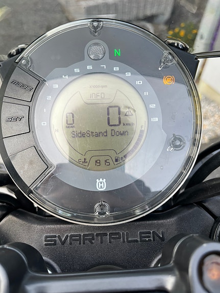 Husqvarna Svartpilen 125 12 of 18