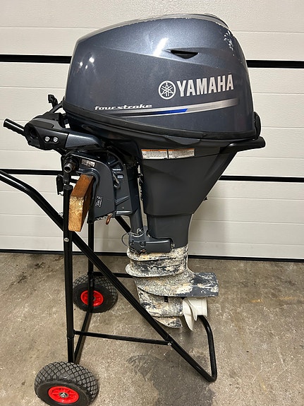 Yamaha F15 m/20hk forgasser 2012 Lang stamme m/el.start og 703 kontrollboks