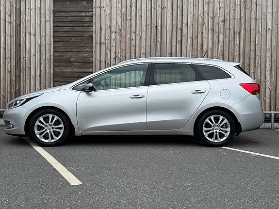 Kia Ceed 8 of 24