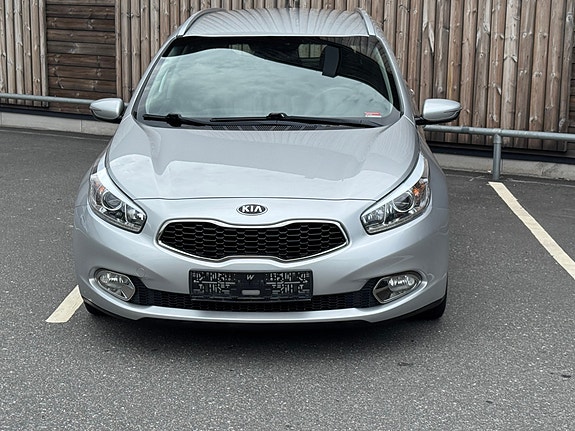 Kia Ceed 4 of 24