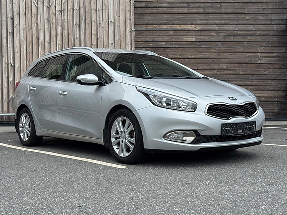 Kia Ceed 3 of 24