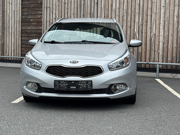 Kia Ceed 2 of 24