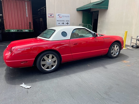 Ford Thunderbird 5 of 5