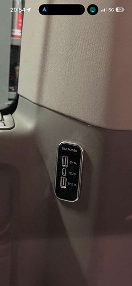 Volkswagen Caravelle 25 of 30