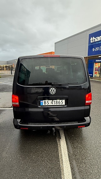 Volkswagen Caravelle 7 of 30
