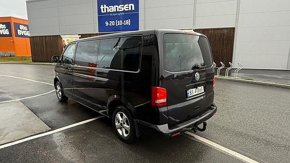 Volkswagen Caravelle 8 of 30