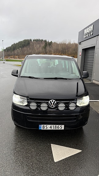 Volkswagen Caravelle 2 of 30