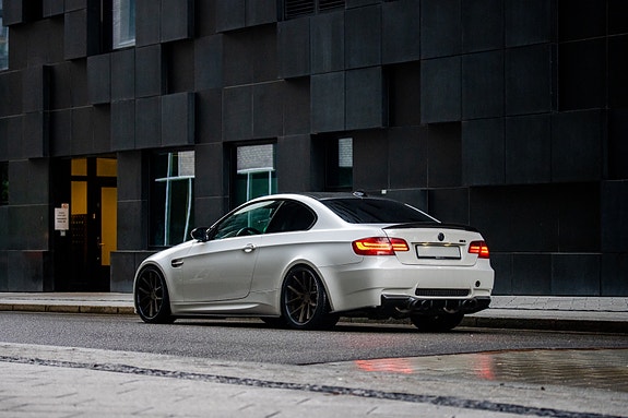 BMW M3 3 of 8