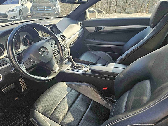 Mercedes-Benz E220 8 of 20