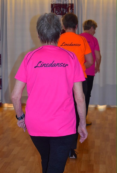 linedans er en populær aktivitet hos oss