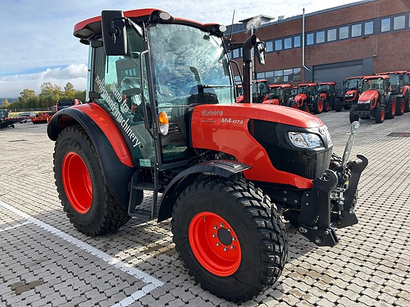 Kubota M4073 4 of 8