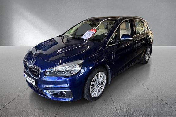 BMW 225xe 3 of 15