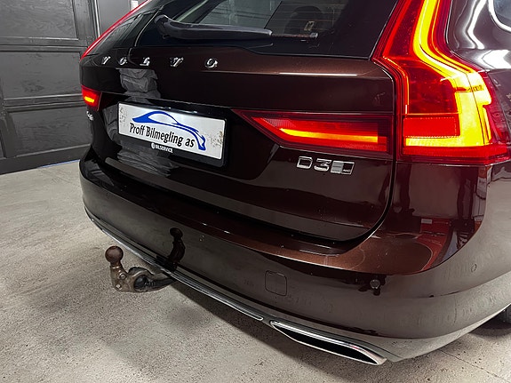 Volvo V90 25 of 30